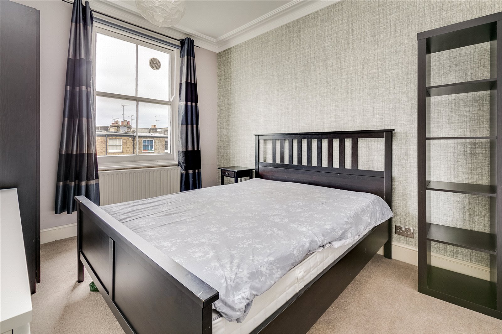 Earls Court,United Kingdom,2 Bedrooms Bedrooms,1 BathroomBathrooms,Flat / Apartment,1087